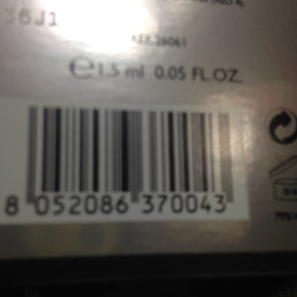 Salvatore Ferragamo Men's Sampler - Picture 2 of 7